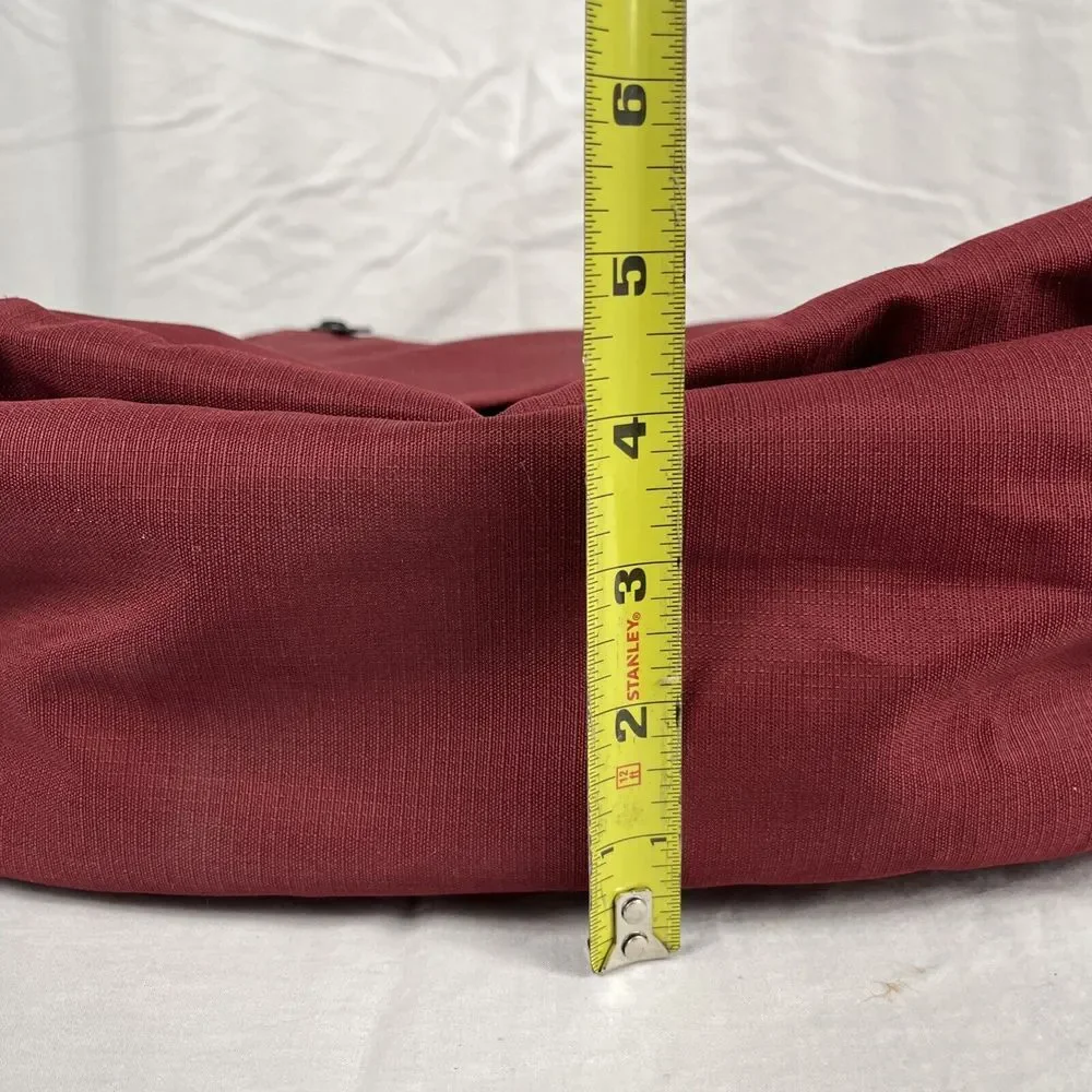 LL Bean Biege Red Zip‎ Up Crossbody Messenger Bag